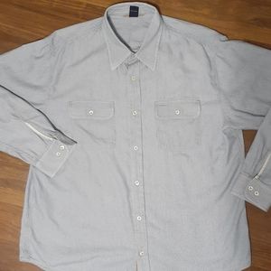 ⭐5/25$ GAP double breast pocket button down shirt